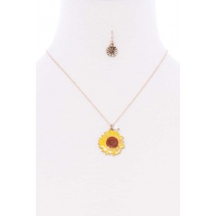  flower Pendant Necklace